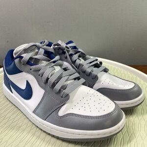 Nike Womens Court Borough Low Top White Gray Lace-Up Sneakers size 9.5 EUC